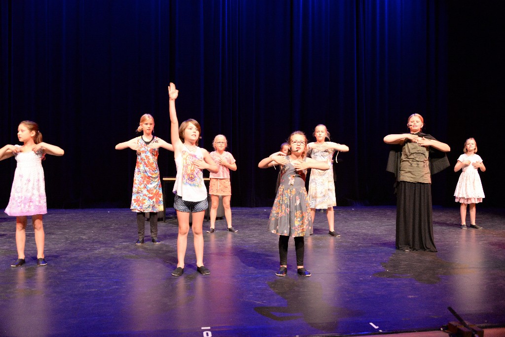 ../Images/Musical Nanny de Vries 089.jpg